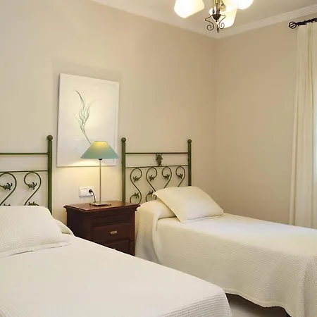 Villa Sleeps 6 Wifi Calpe