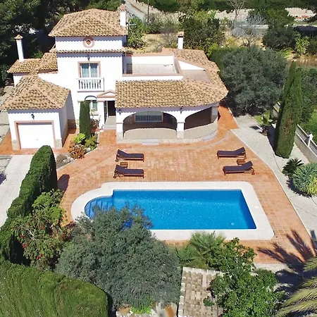 Villa Sleeps 6 Wifi Calpe